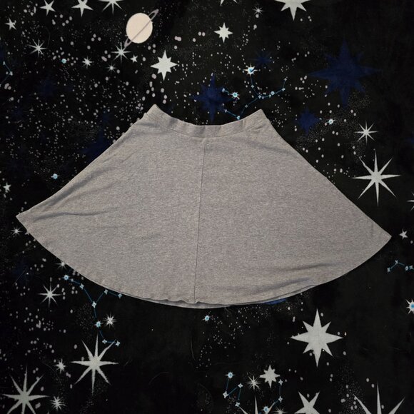 Small grey skirt - Picture 2 of 2